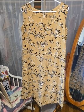 Sleeveless Mustard Floral A-Line Dress 19.5 Waist 20 Ptp No Tags